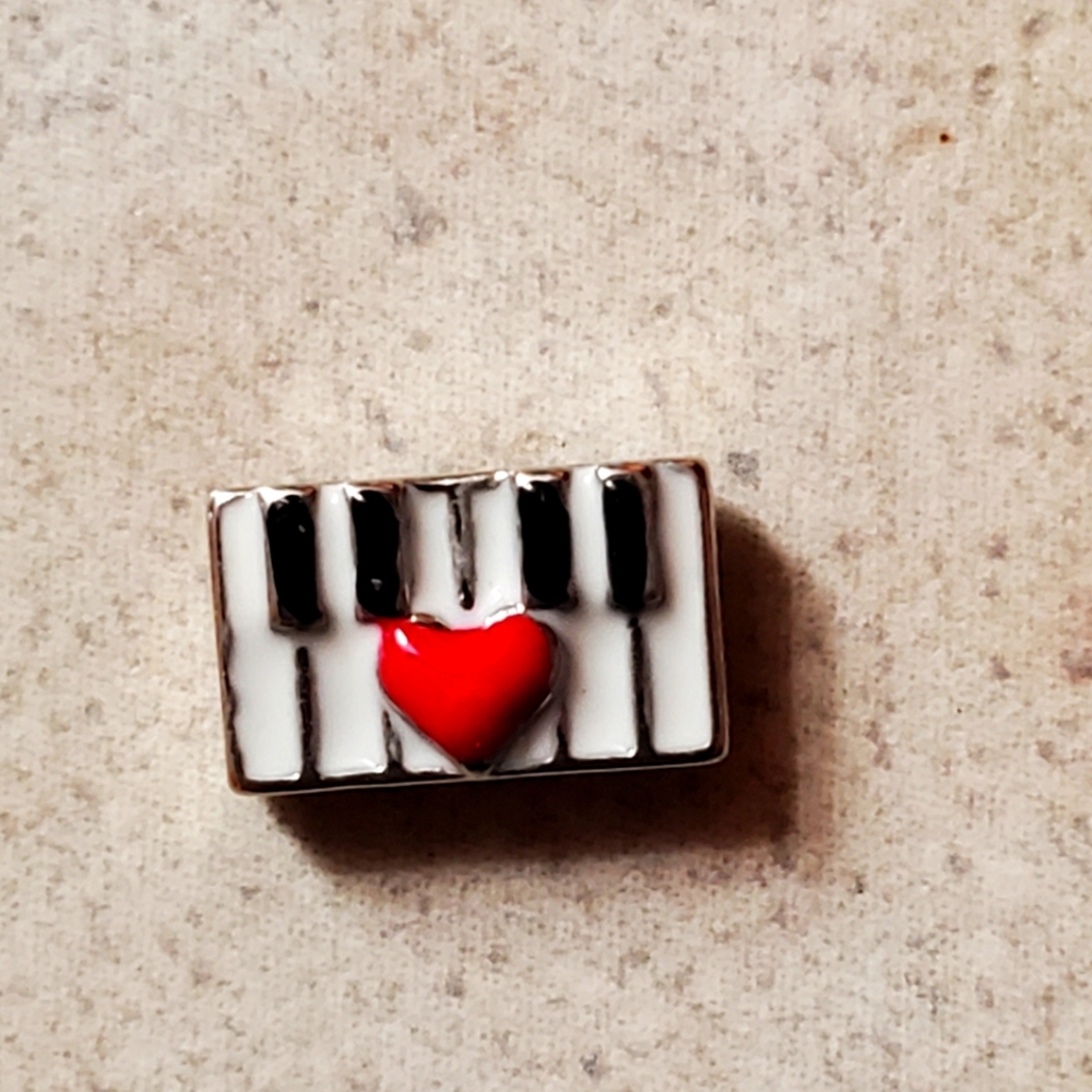 Origami Owl Heart Piano Charm
